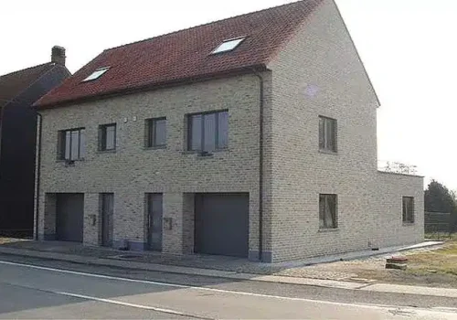 71ec36_83e0f48687734baa86b22a60041472f9~mv2 (1)